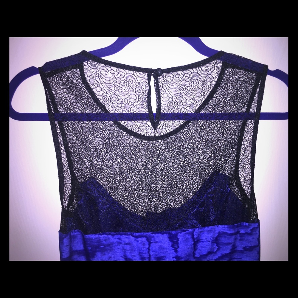 Vegas / Cocktail front Zip lace mini dress size 8